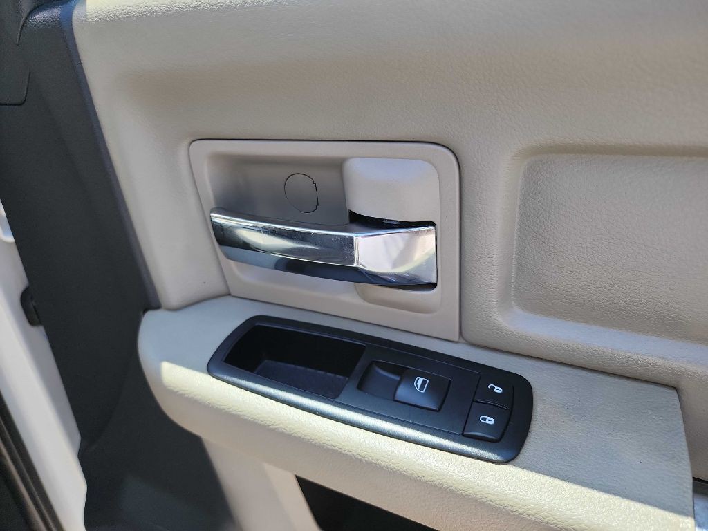 2011 Dodge Ram 2500 Image 37