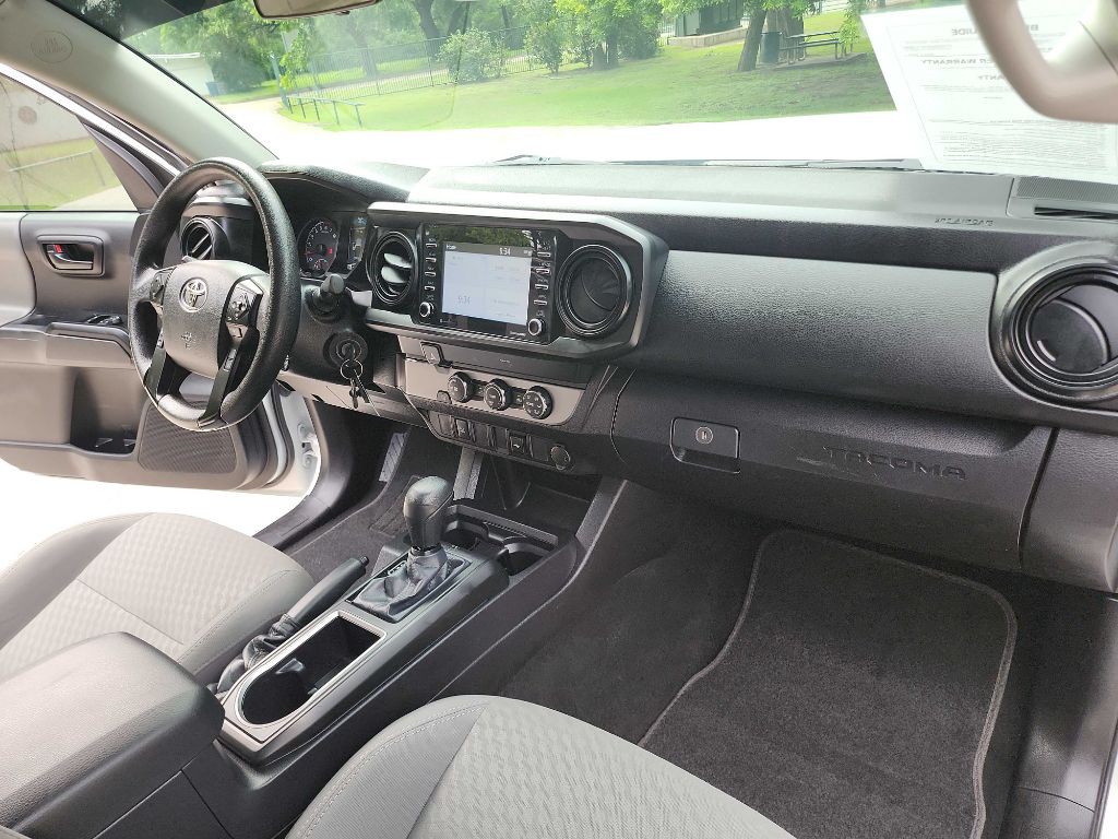 2023 Toyota Tacoma Image 35