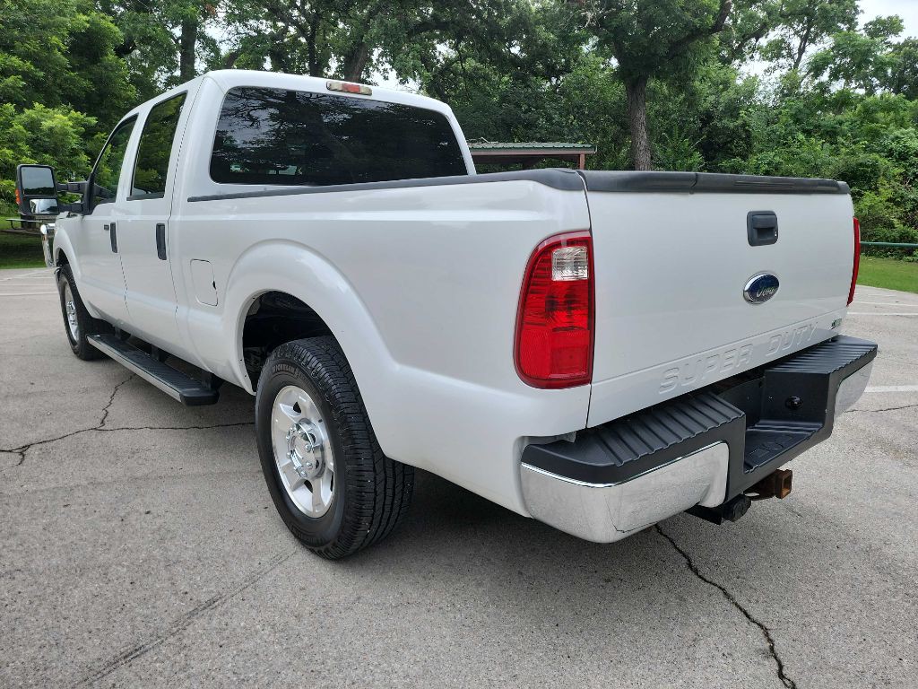 2011 Ford F-250 Image 5