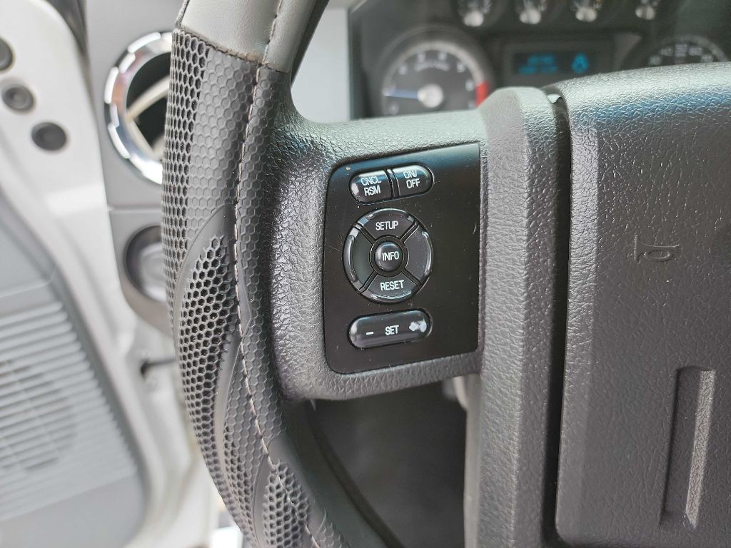 2011 Ford F-250 Image 20