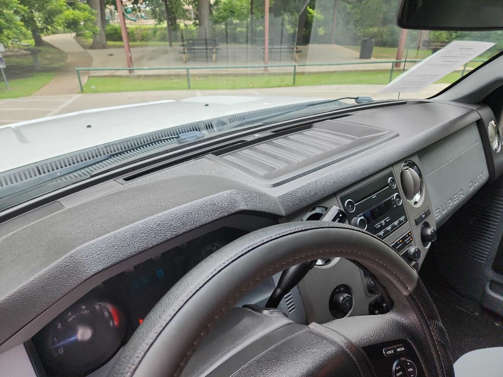 2011 Ford F-250 Image 26