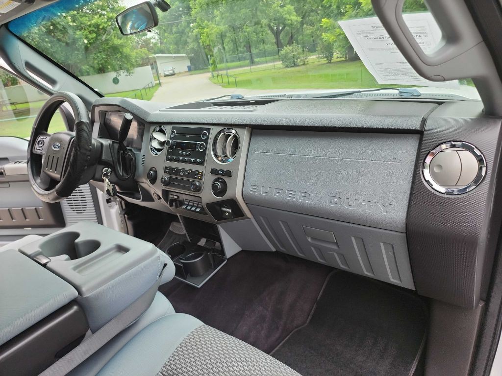 2011 Ford F-250 Image 36