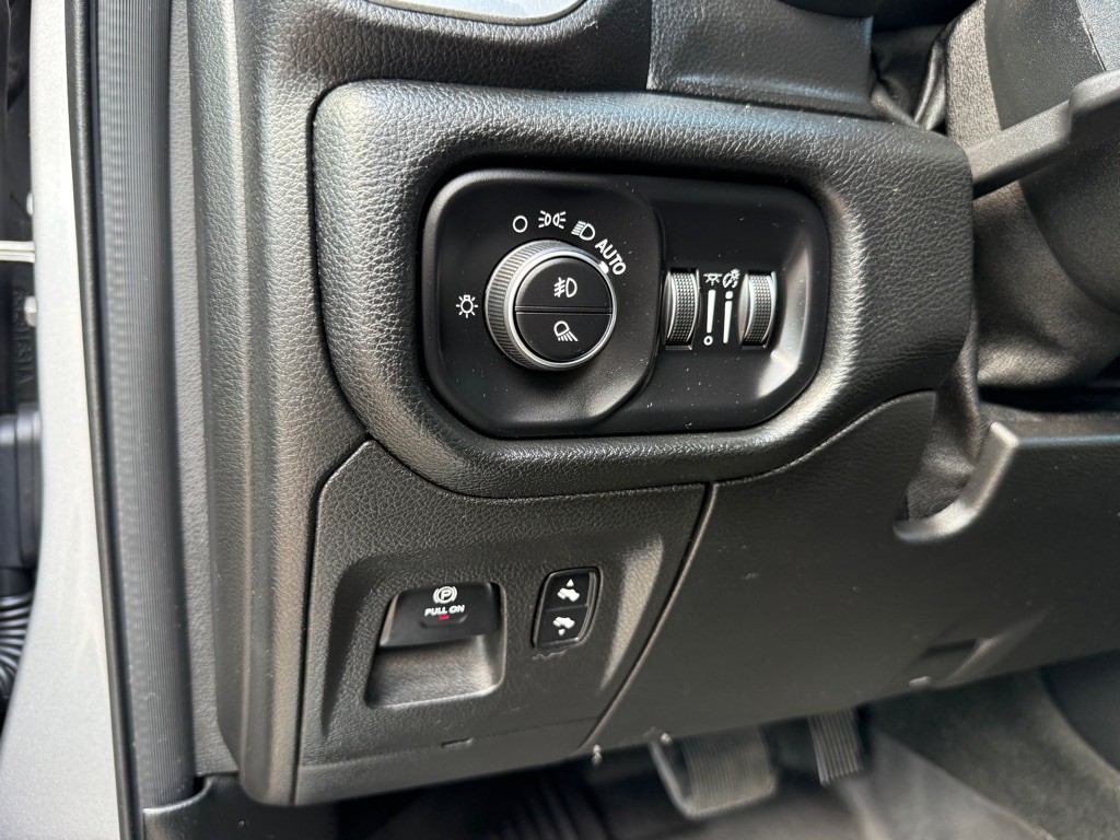 2020 RAM 1500 Image 25