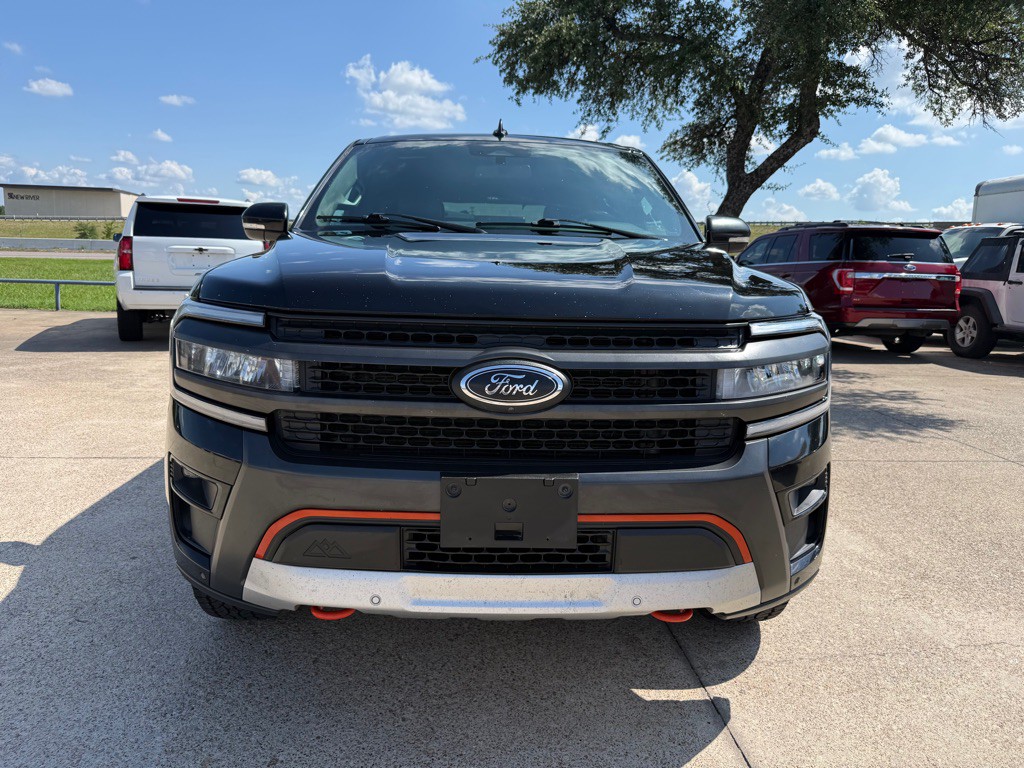 2023 Ford Expedition Image 2