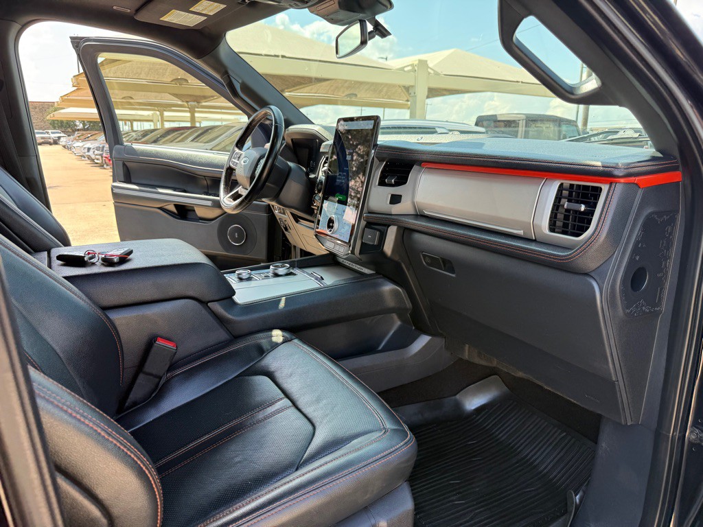 2023 Ford Expedition Image 16