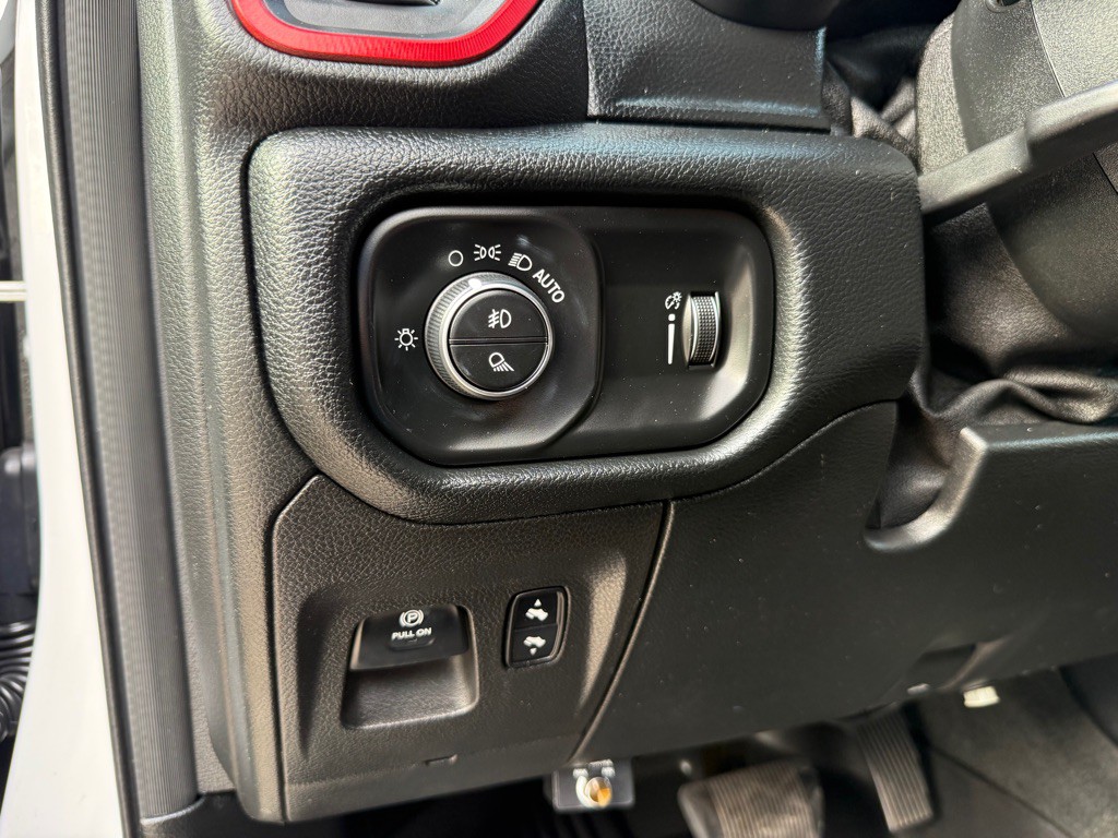 2020 RAM 1500 Image 18