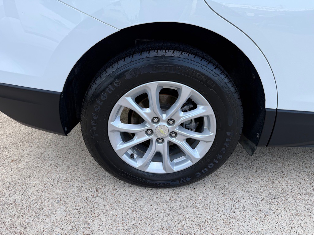 2019 Chevrolet Equinox Image 11