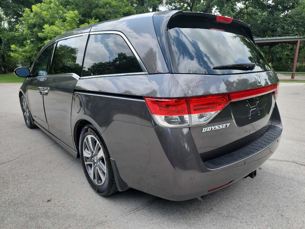 2015 Honda Odyssey Image 5