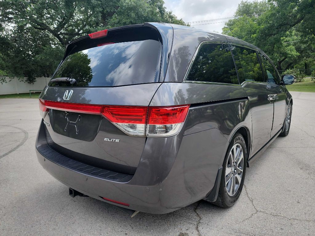 2015 Honda Odyssey Image 8