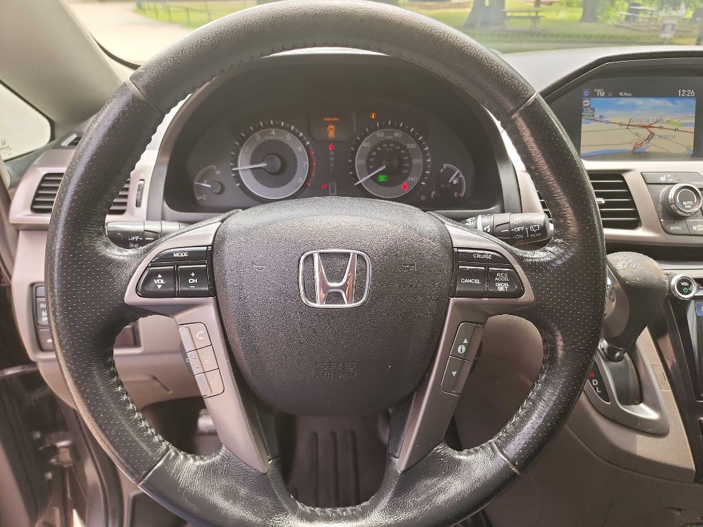 2015 Honda Odyssey Image 16