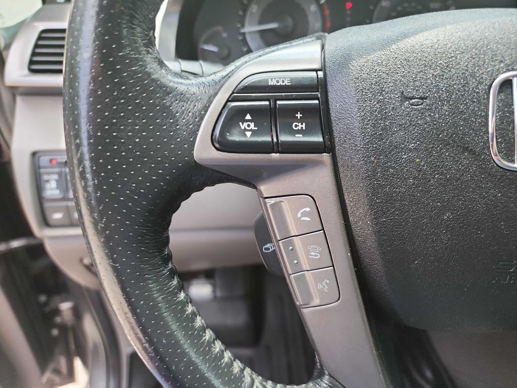 2015 Honda Odyssey Image 18