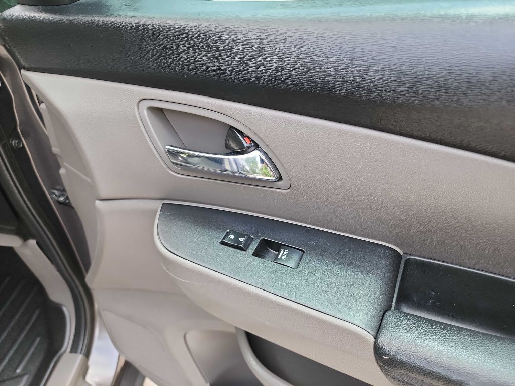 2015 Honda Odyssey Image 37