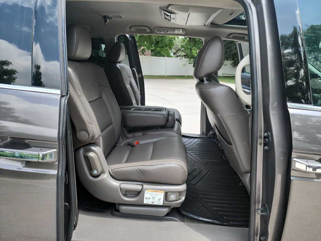 2015 Honda Odyssey Image 38