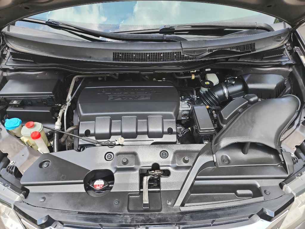 2015 Honda Odyssey Image 41