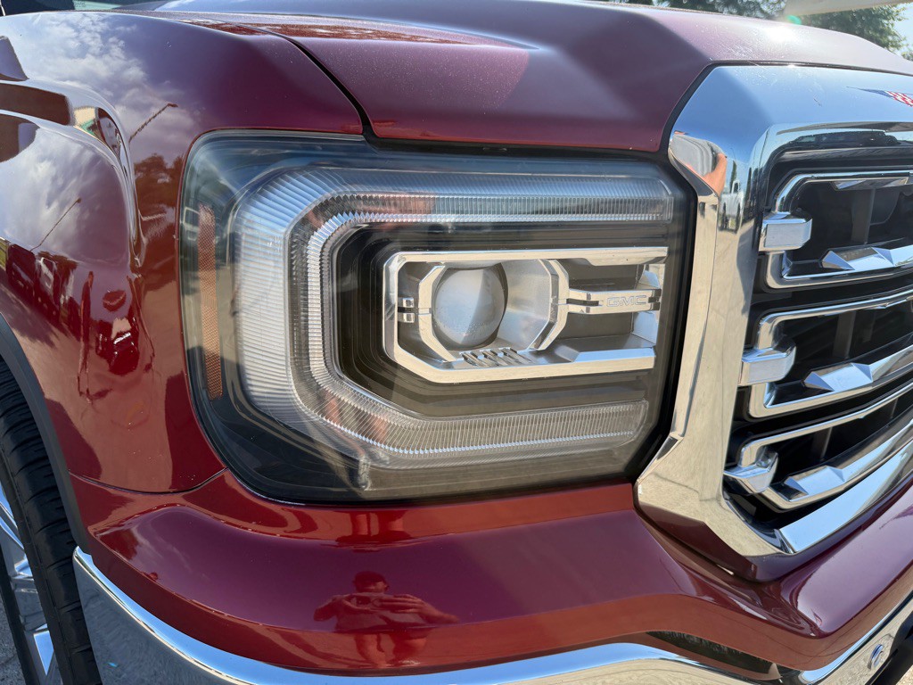 2018 GMC Sierra Image 9
