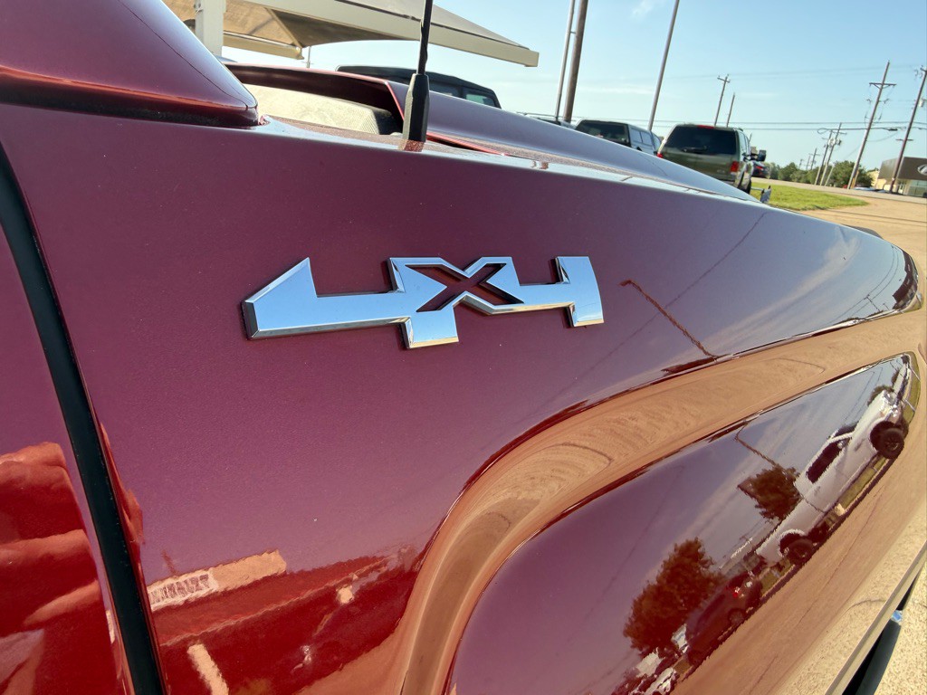 2018 GMC Sierra Image 11