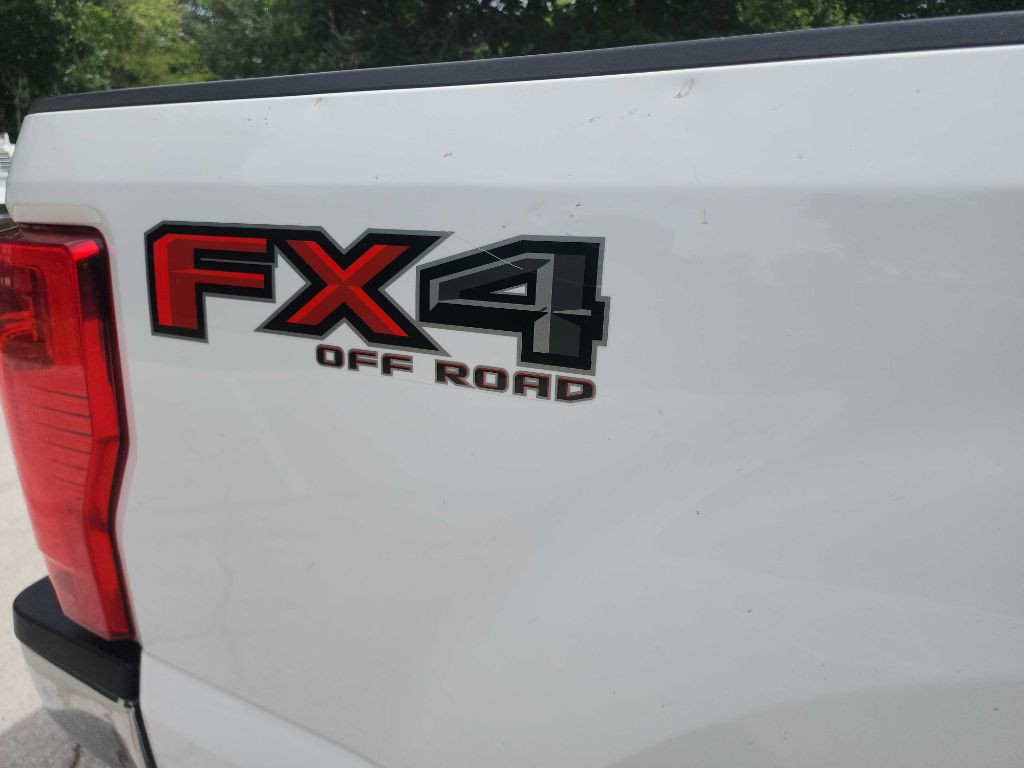 2022 Ford F-250 Image 12