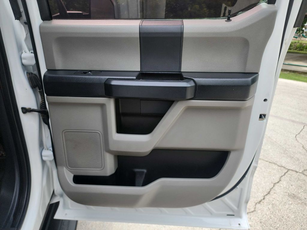 2022 Ford F-250 Image 29