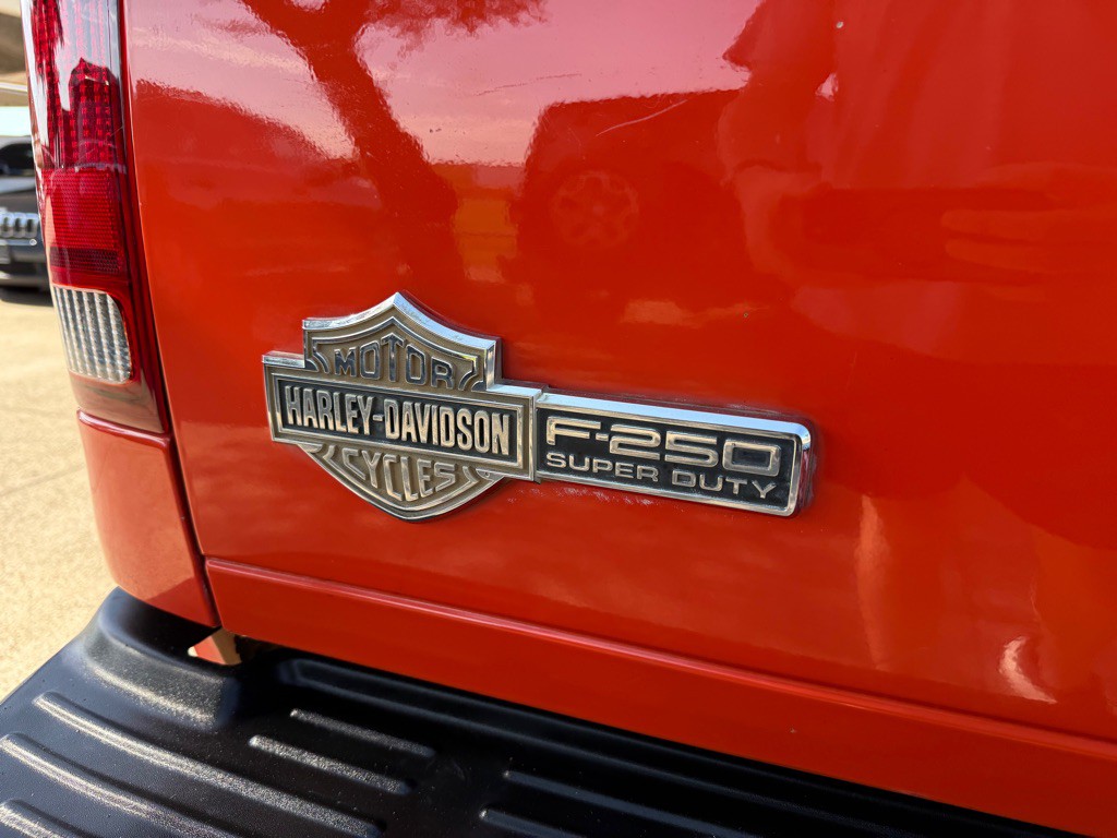 2004 Ford F-250 Image 9