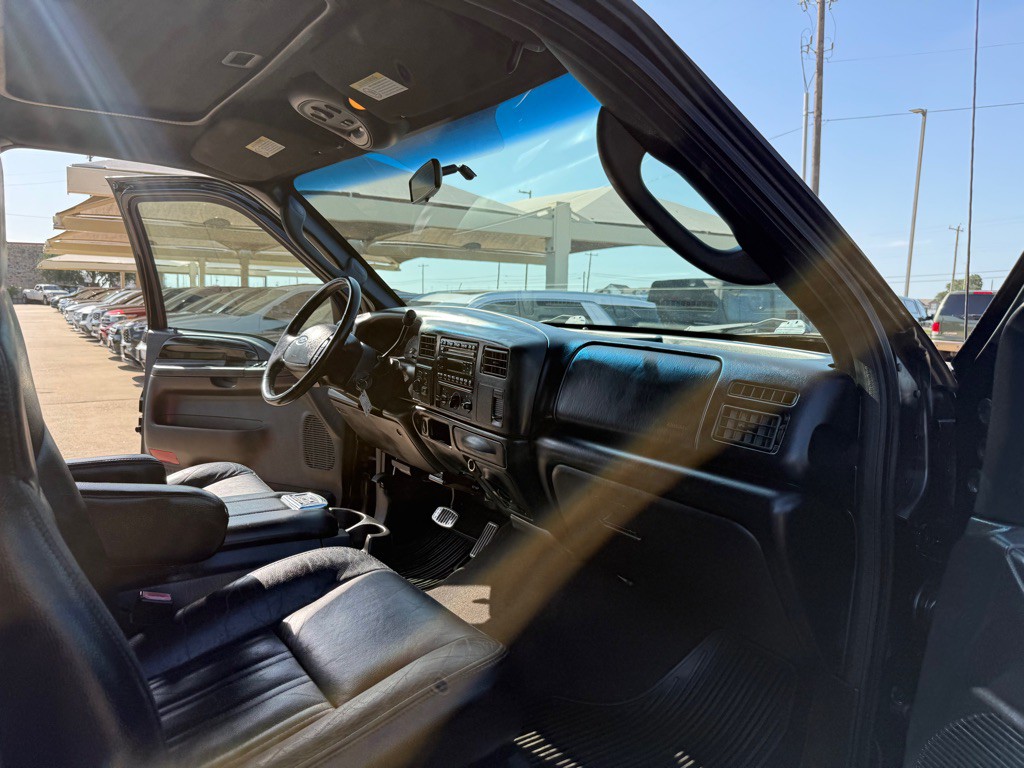 2004 Ford F-250 Image 16