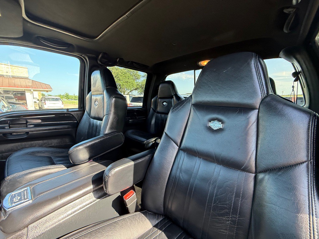 2004 Ford F-250 Image 18