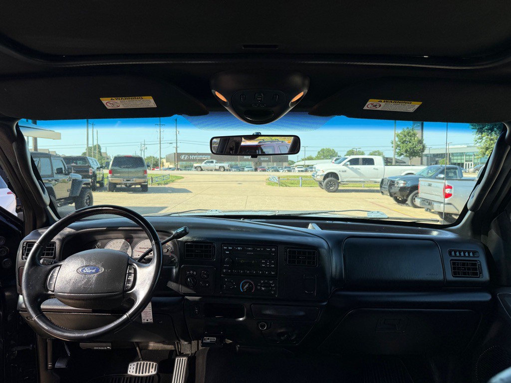 2004 Ford F-250 Image 23