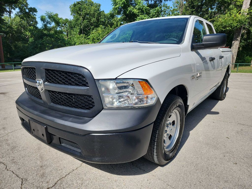 2015 RAM 1500 Image 3