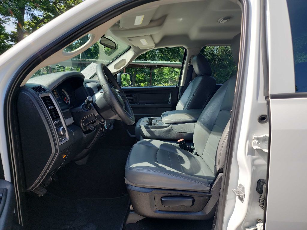 2015 RAM 1500 Image 17