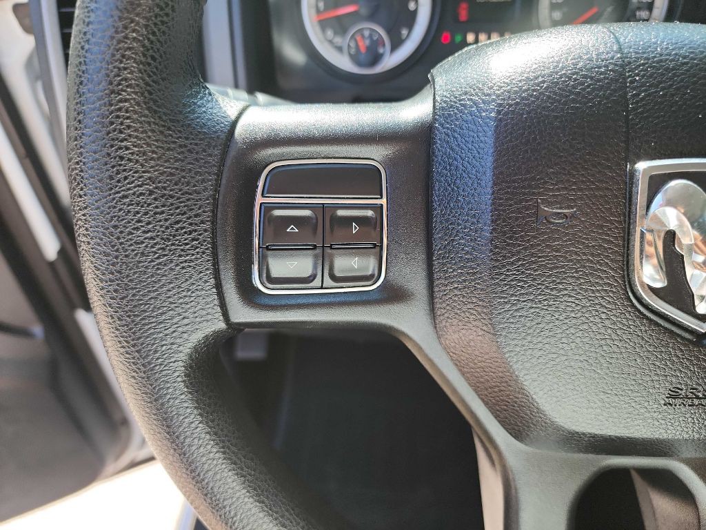 2015 RAM 1500 Image 21
