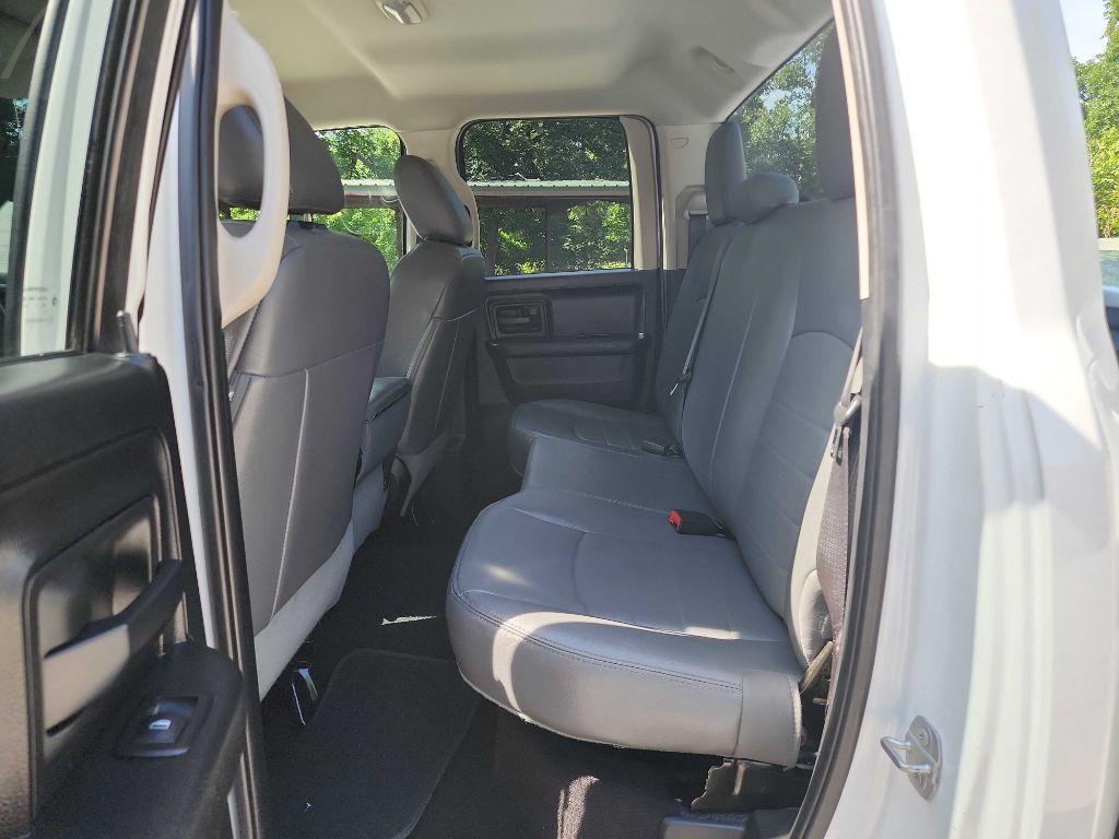 2015 RAM 1500 Image 28
