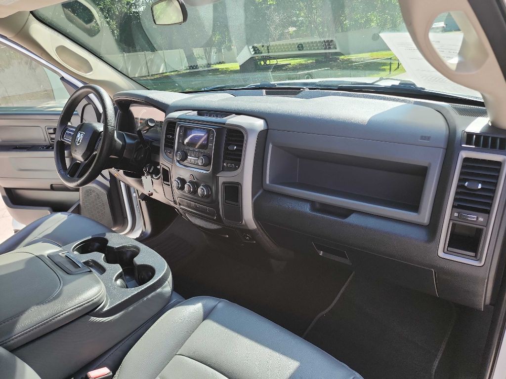 2015 RAM 1500 Image 32