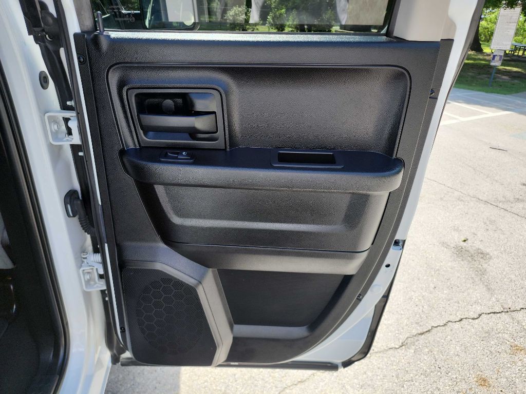 2015 RAM 1500 Image 33