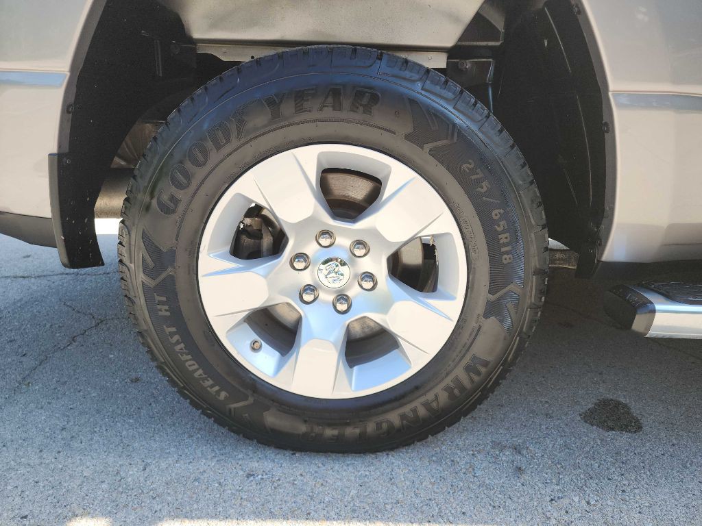 2019 RAM 1500 Image 12