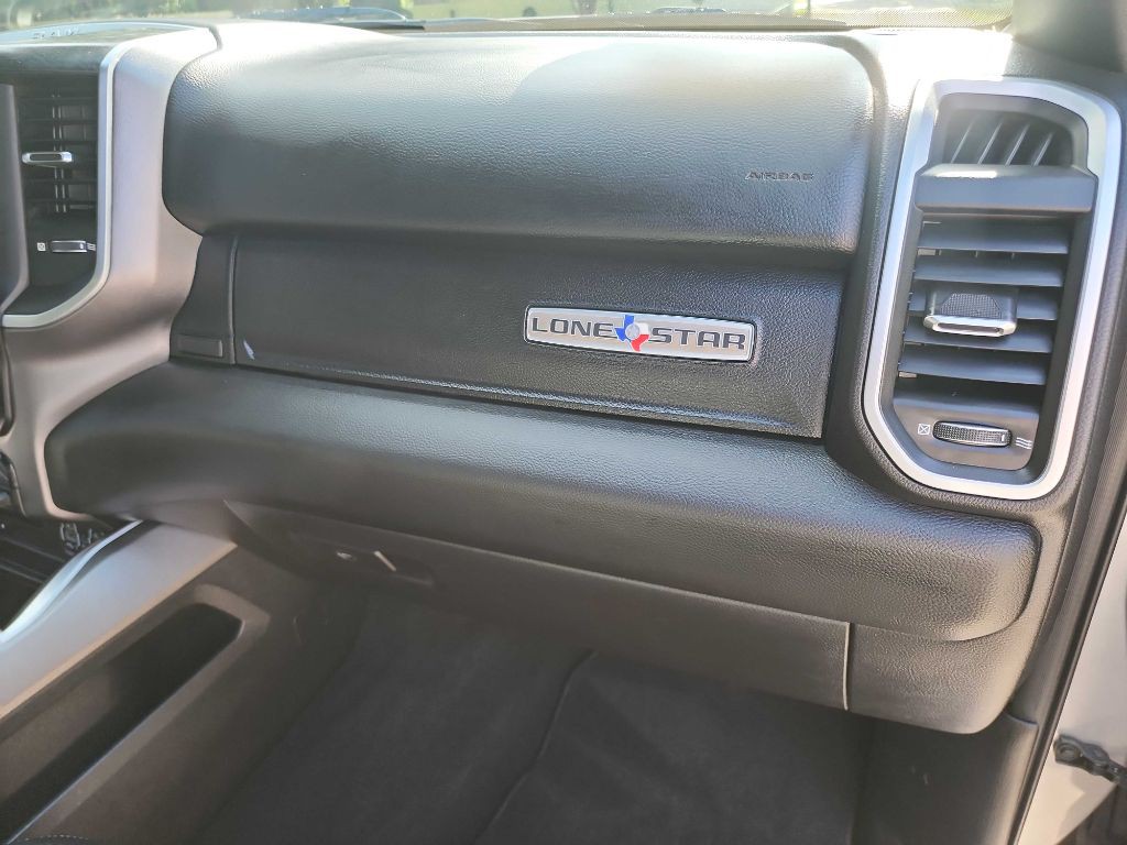 2019 RAM 1500 Image 44