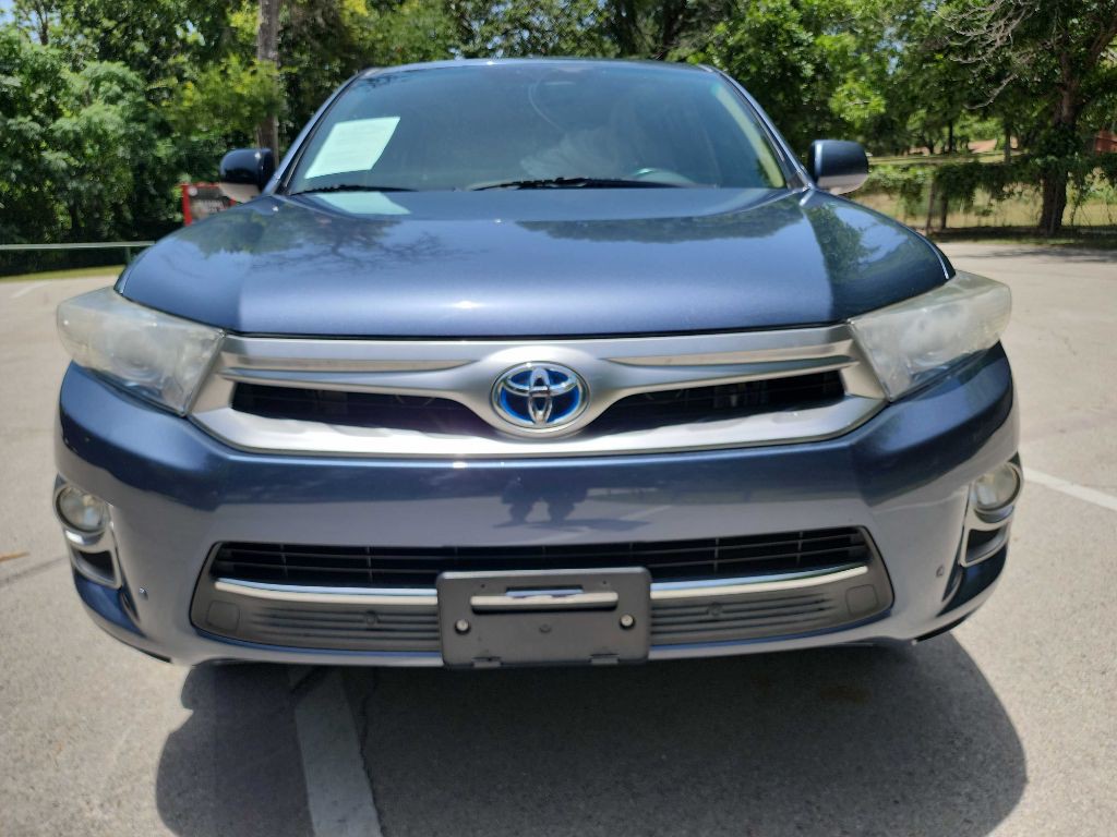 2013 Toyota Highlander Image 2