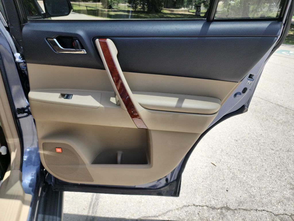 2013 Toyota Highlander Image 31