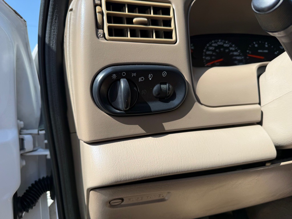 2003 Ford F-350 Image 20