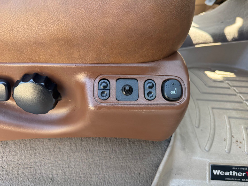 2003 Ford F-350 Image 24