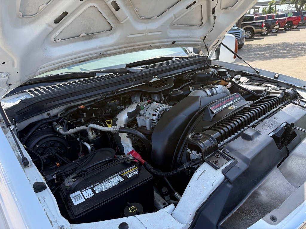 2003 Ford F-350 Image 33