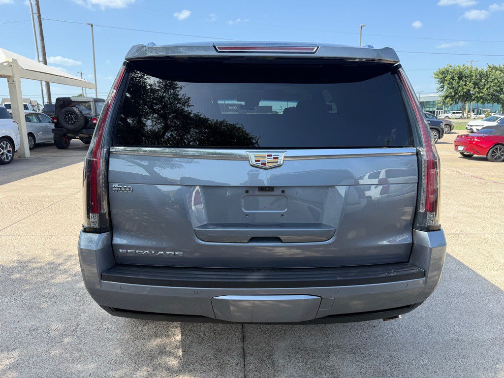 2020 Cadillac Escalade Image 6