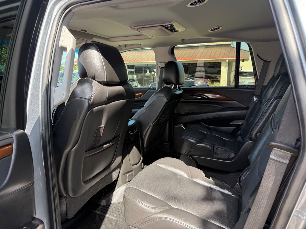 2020 Cadillac Escalade Image 13