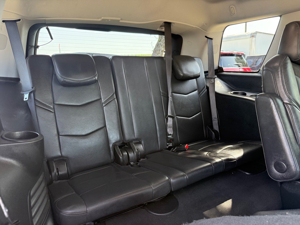 2020 Cadillac Escalade Image 17