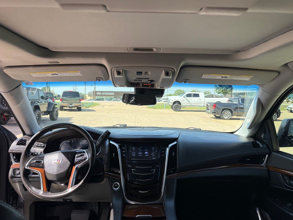 2020 Cadillac Escalade Image 24
