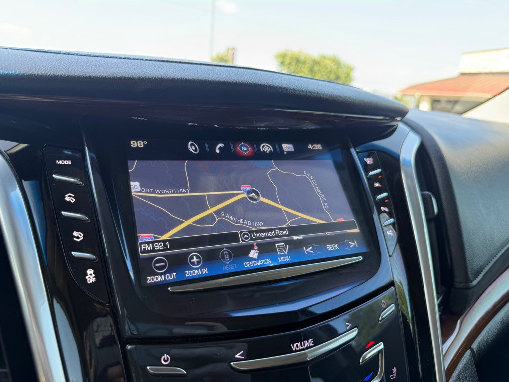 2020 Cadillac Escalade Image 40