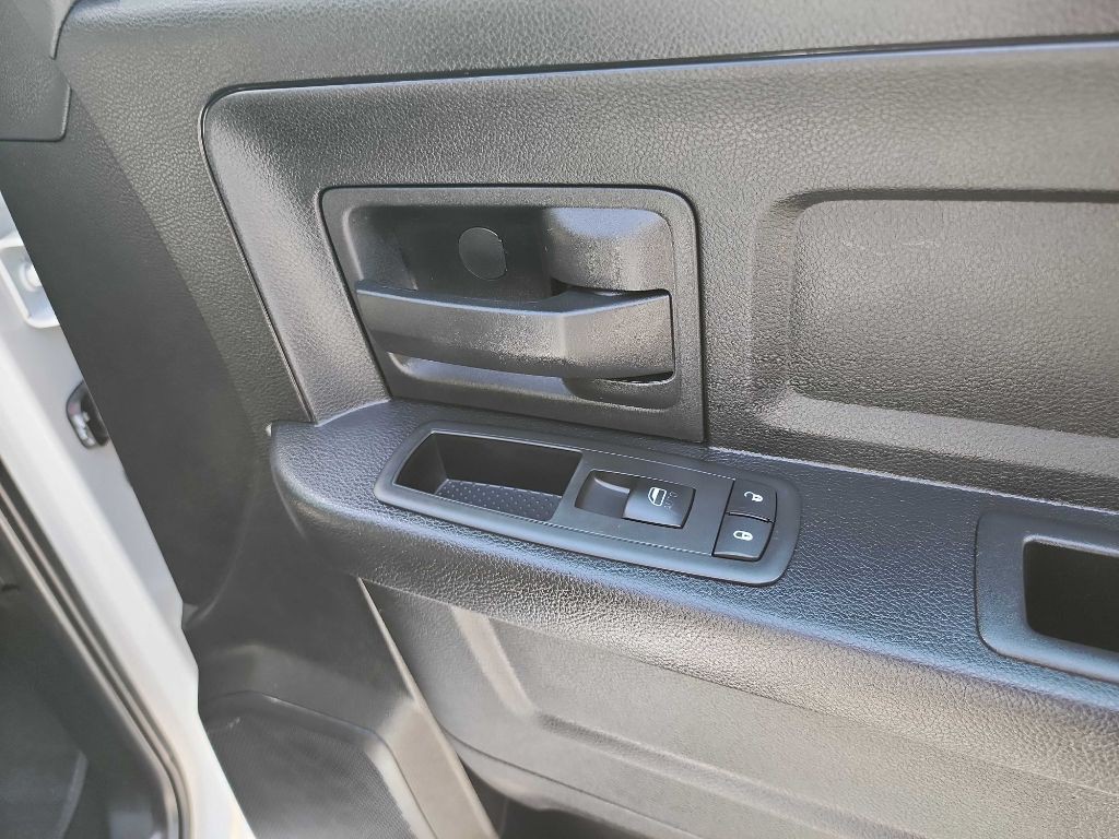 2015 RAM 1500 Image 31