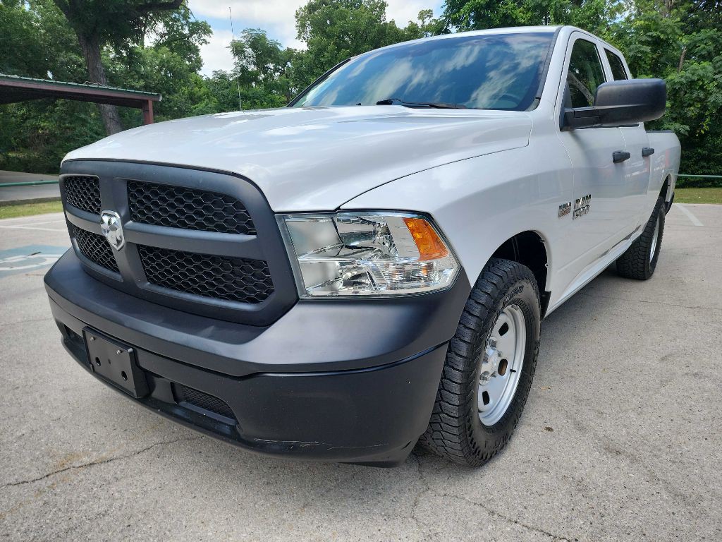 2015 RAM 1500 Image 3
