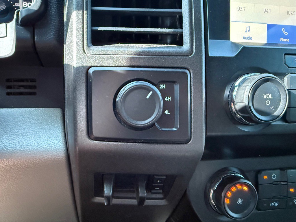 2022 Ford F-350 Image 8