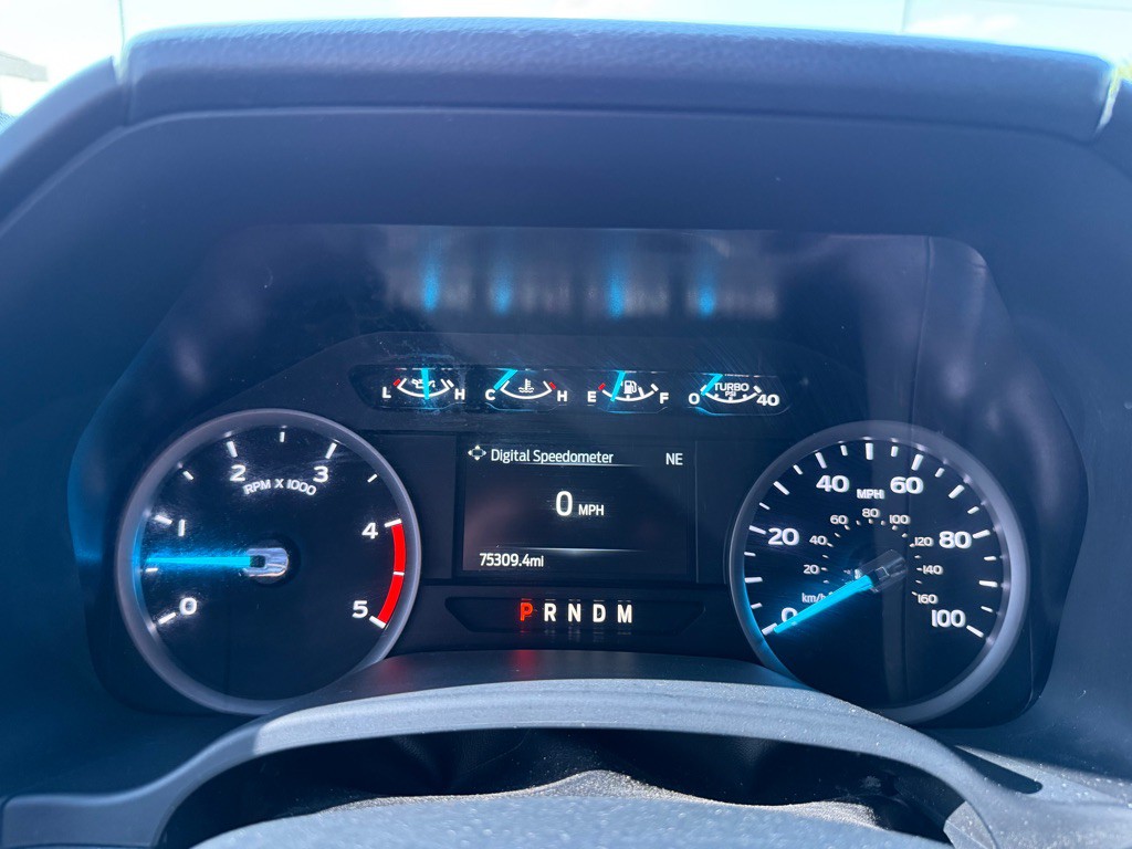 2022 Ford F-350 Image 9