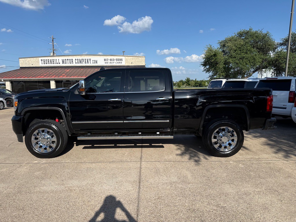 2017 GMC Sierra Image 4