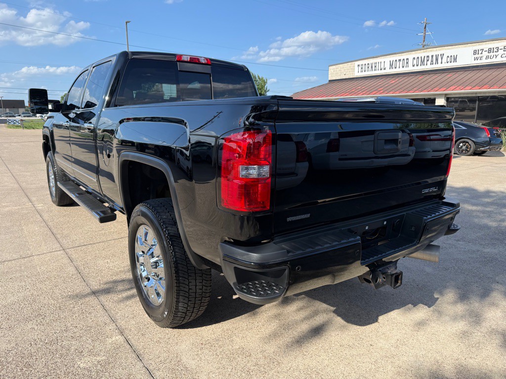 2017 GMC Sierra Image 5